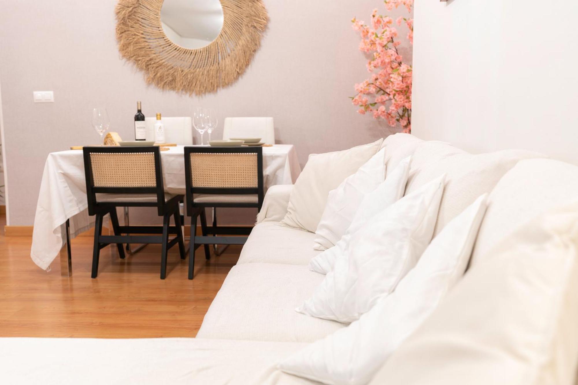 Urban Bliss, Precioso Apartamento A 6 Kms De Granada Centro Churriana de la Vega Ngoại thất bức ảnh